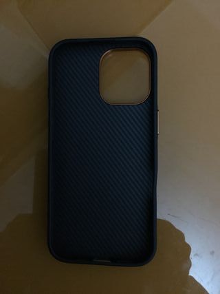 Funda iPhone 17 en Fibra Carbono con Magsafe