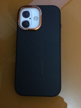 Funda iPhone 17 en Fibra Carbono con Magsafe