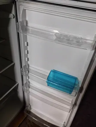 Nevera y congelador Zanussi