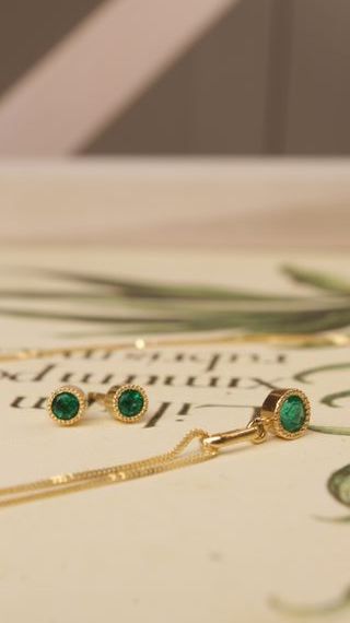 Conjunto oro 18ct esmeralda certificada