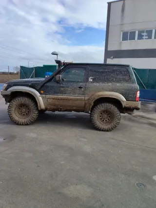 Nissan Patrol 1995