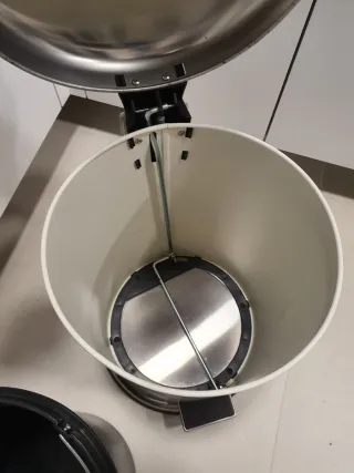 Cubo basura con pedal Mjösa Ikea 12 litros blanco