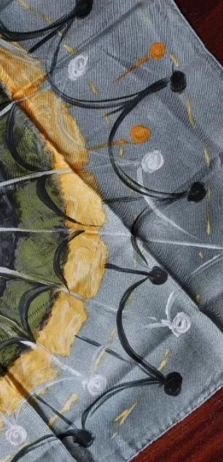 Pañuelo vintage de la firma Nina Ricci. Años 70.