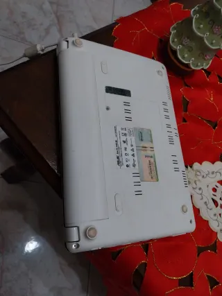 Asus PC Portatile 10 pollici