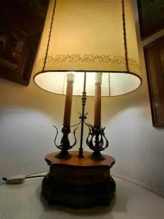 Lámpara de mesa vintage