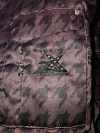 Abrigo Zeroxposur Negro/Morado.