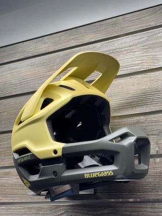 Casco Bluegrass Vanguard Verde Lima Mate M