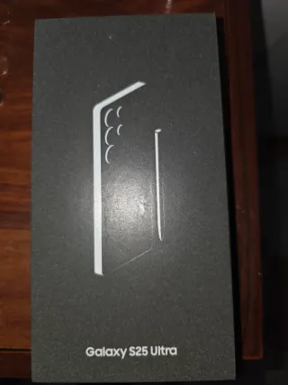 Samsung Galaxy S25 Ultra Caja Negra