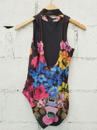 Body Desigual sin mangas estampado floral