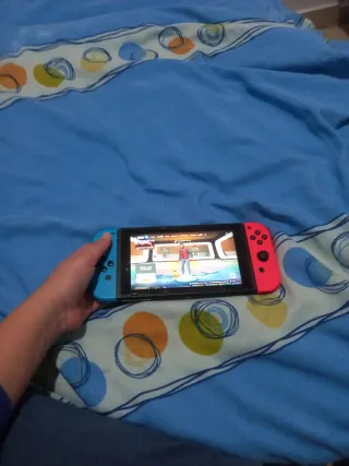Nintendo Switch Azul y Roja