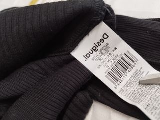 body Top negro asimétrico