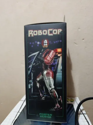Figura Robocop NECA Poster