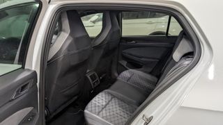 Volkswagen Golf 2.0TDI R-Line 150CV DSG