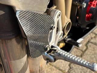 Ducati 748 racetrack- Moto de circuito