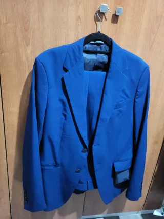 Traje Zara azul chaqueta y pantalón