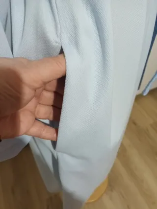 Bata de mujer celeste