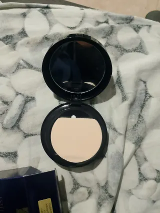 Estee Lauder Double Wear Compacto