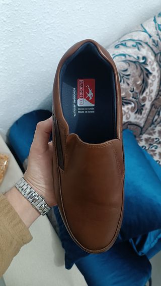 Zapatos de vestir marrones