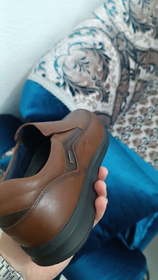 Zapatos de vestir marrones