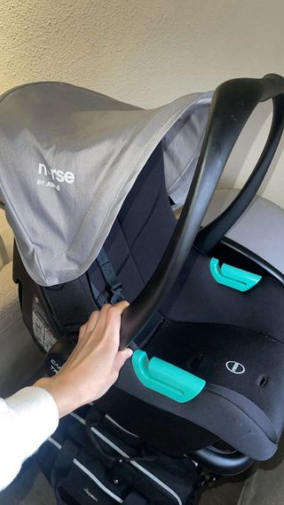 carro de bebé y cuco