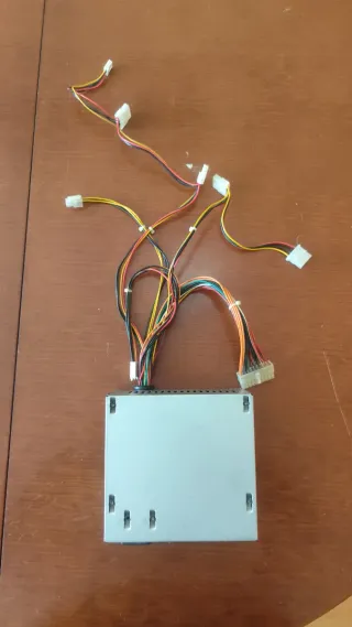 Fuente de Alimentación ATX Mod.300X