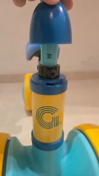 Triciclo/Correpasillos Gonex