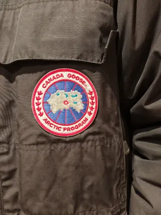 Parka Plumifero Canadá Goose Hombre Negra