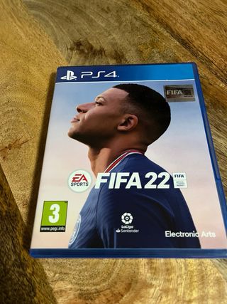 PS4 + Mando + 6 Juegos