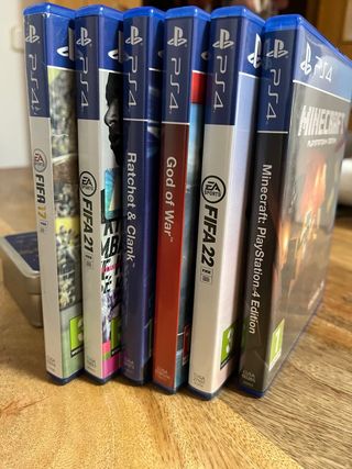 PS4 + Mando + 6 Juegos