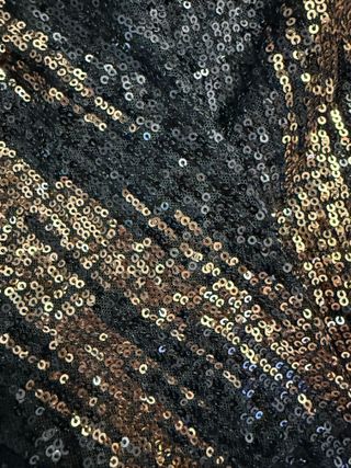 Blusa Zara lentejuelas negra y dorada Talla M