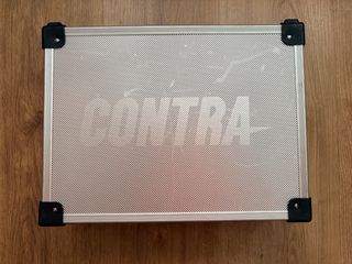 Sierra de calar en maletín metálico. Marca Contra