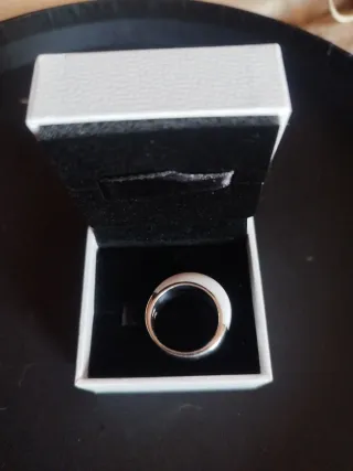 ANILLO PLATA Y BLANCO .muy muy nuevo