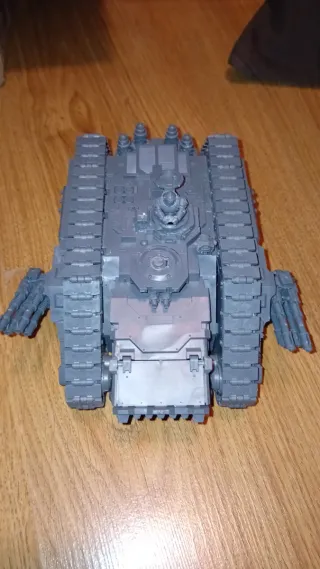 Land Raider Spartan Herejía de Horus Warhammer 40k