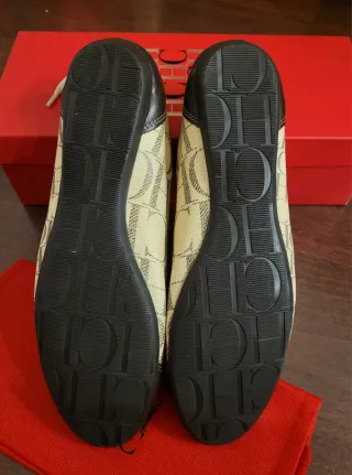 Zapatillas Carolina Herrera.