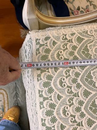 Cama Matrimonio Ratán y Madera con mesas a juego.