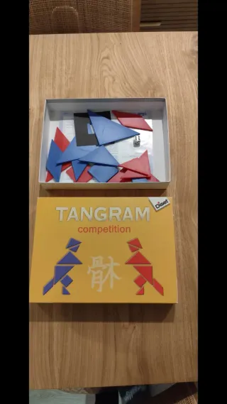 Juego de mesa Tangram Competition