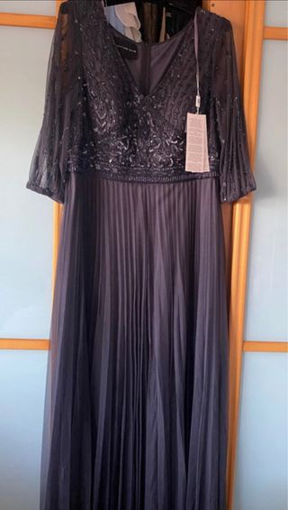 Vestido de fiesta gris plateado