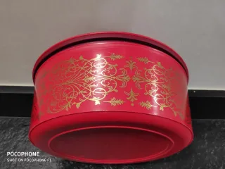 Tupperware Galletero Rojo Dorado