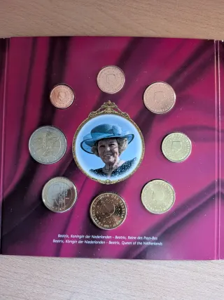 Carteras Euro Benelux 2011 BU