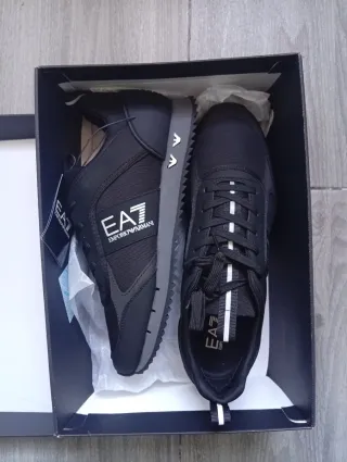 EA7 Emporio Armani Zapatillas Negras y Grises
