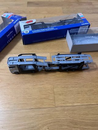 Camión Portacoches 4R Juguete