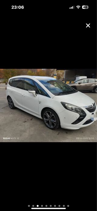 Opel Zafira Tourer 2013