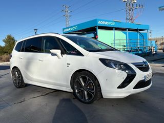 Opel Zafira Tourer 2013