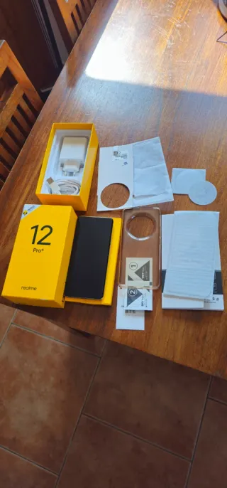 Móvil Realme 12 Pro+ Negro