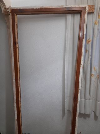 Puerta interior pino maciza con cristal 50€/Unidad