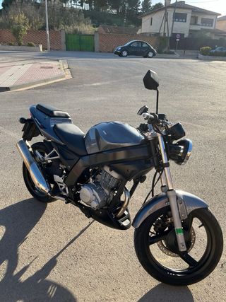 Daelim Roadwing 125FI Gris