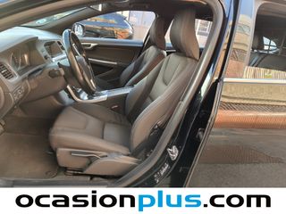 Volvo V60 D4 Momentum Auto 133 kW (181 CV)