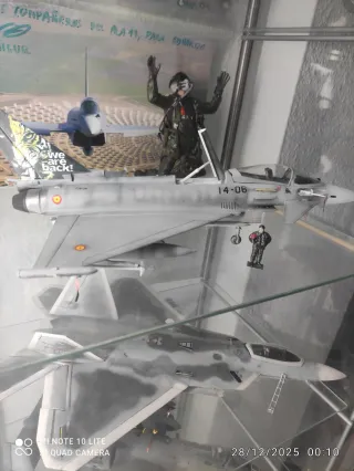 Maqueta Avión Eurofighter 1/48