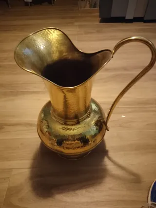 Anfora vintage ottone lucido