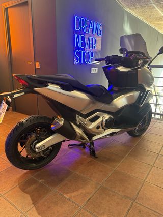 Honda Forza 750 2021